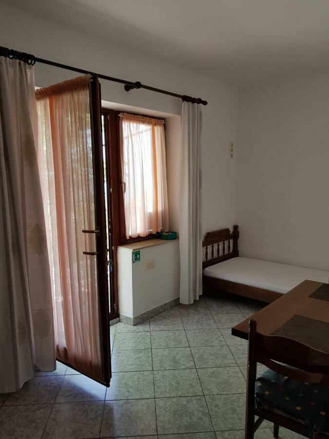 Apartments Josica เซนญ์ ภายนอก รูปภาพ