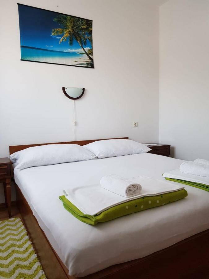 Apartments Josica เซนญ์ ภายนอก รูปภาพ